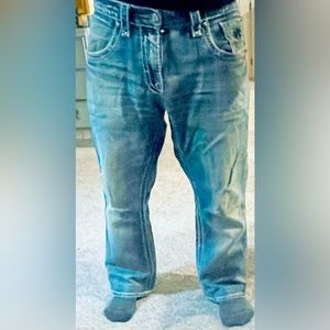 ROCK REVIVAL 36X30 Great pair of jeans need a little repair.